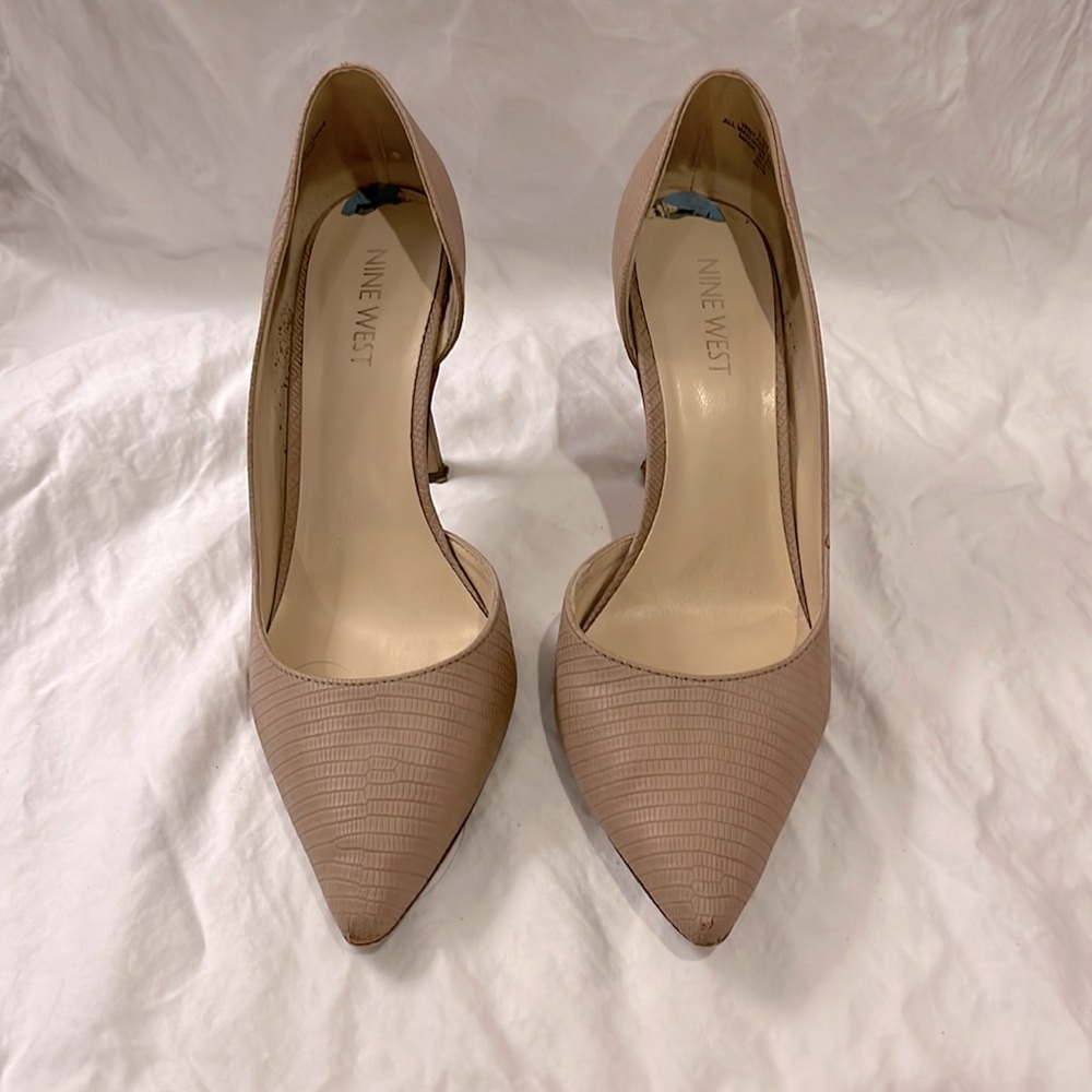 Nude Nine West Pumps